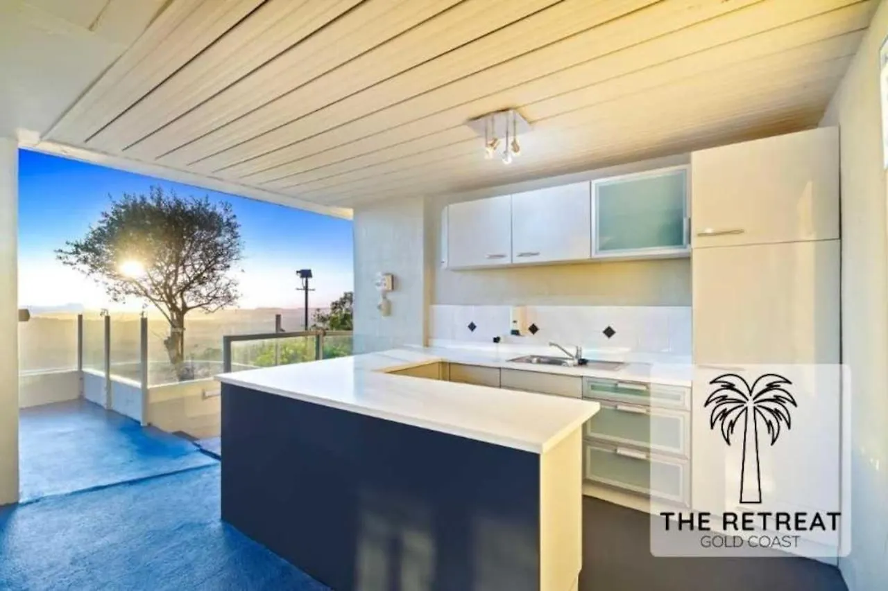 The Retreat Gold Coast Mansion Views Sleeps 25 Villa Tallai Holiday home