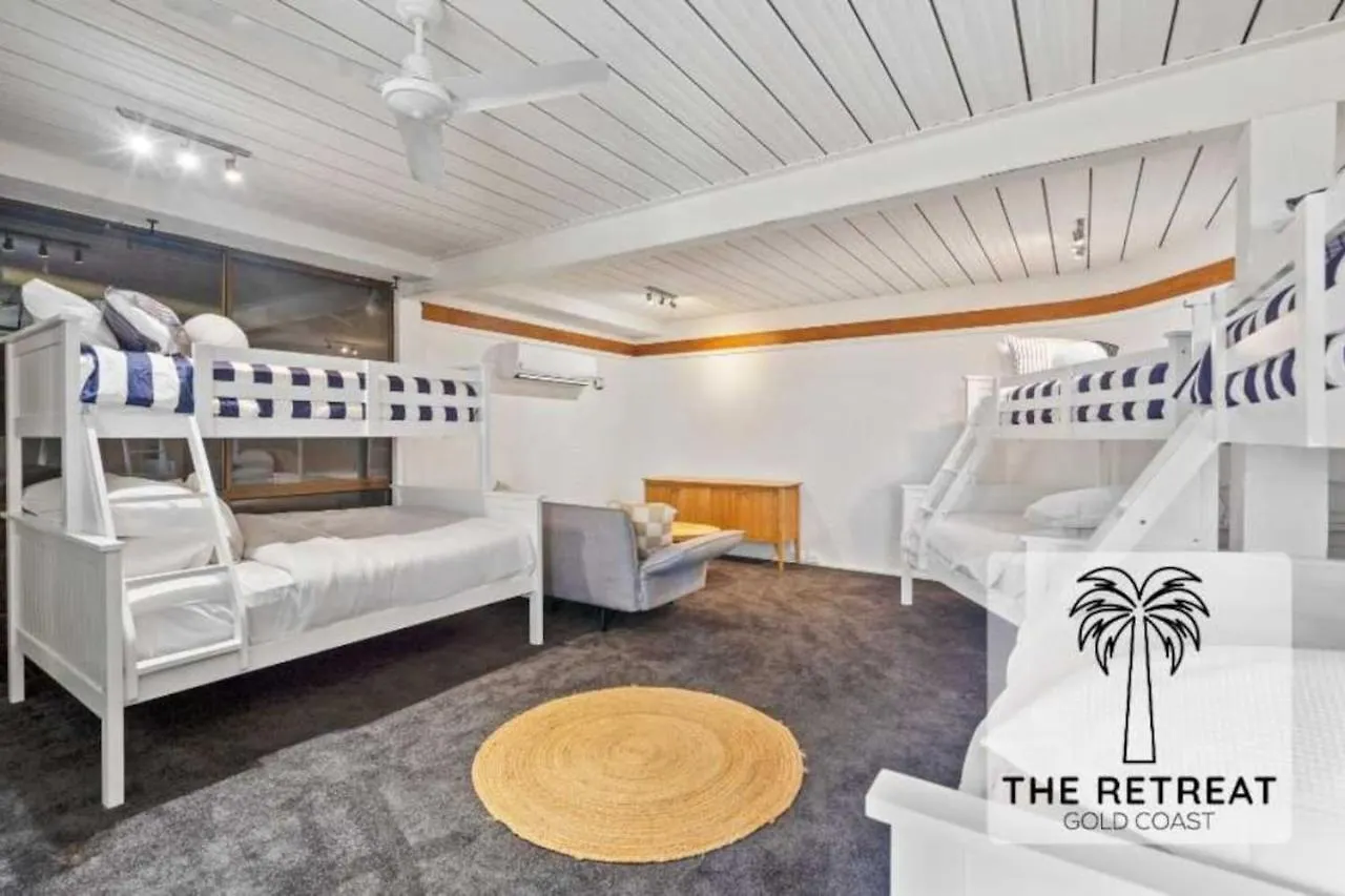 The Retreat Gold Coast Mansion Views Sleeps 25 Villa Tallai