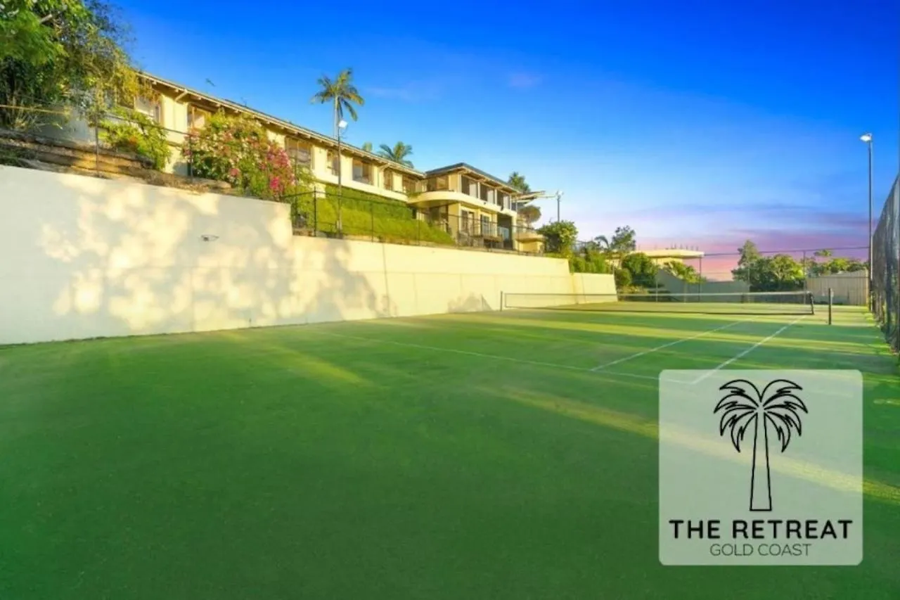 The Retreat Gold Coast Mansion Views Sleeps 25 Villa Tallai Holiday home