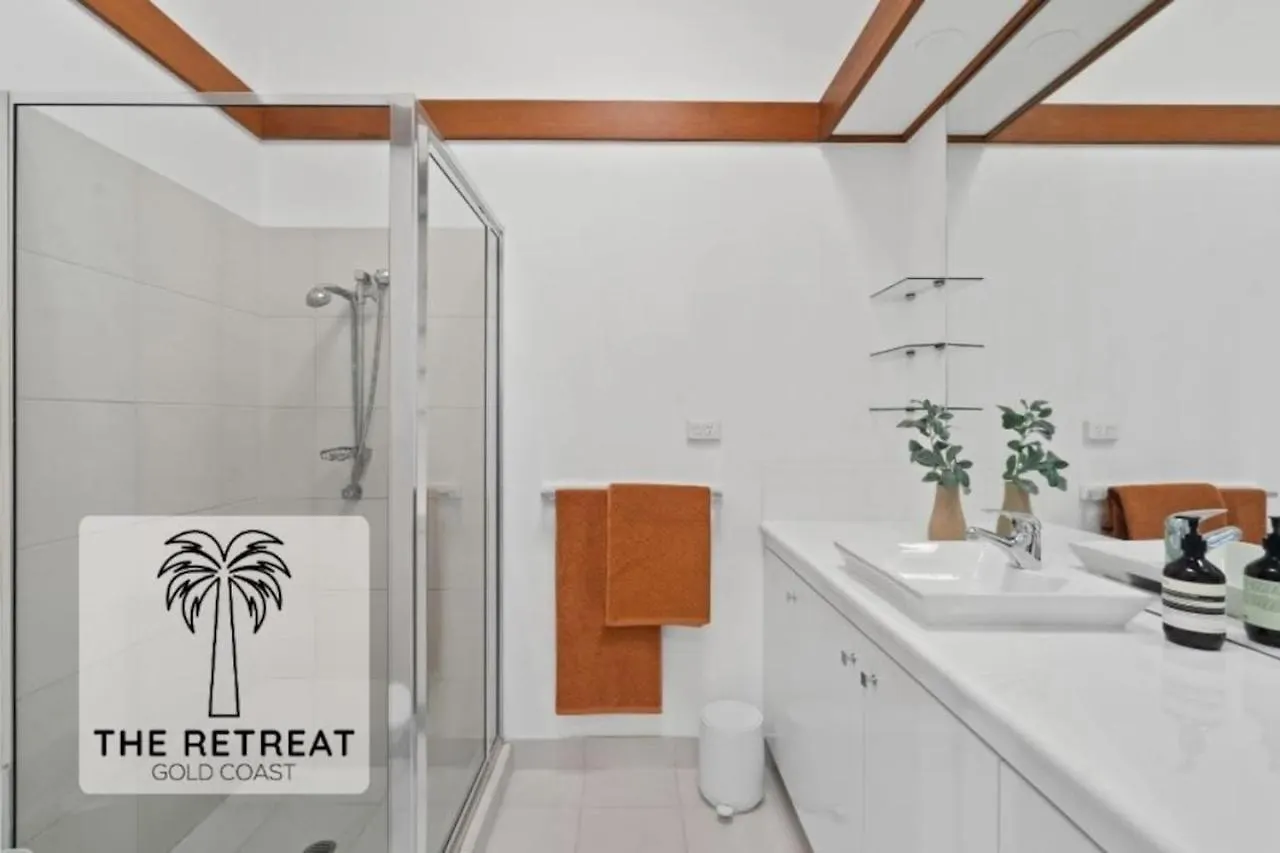 The Retreat Gold Coast Mansion Views Sleeps 25 Villa Tallai 0*,  Australia