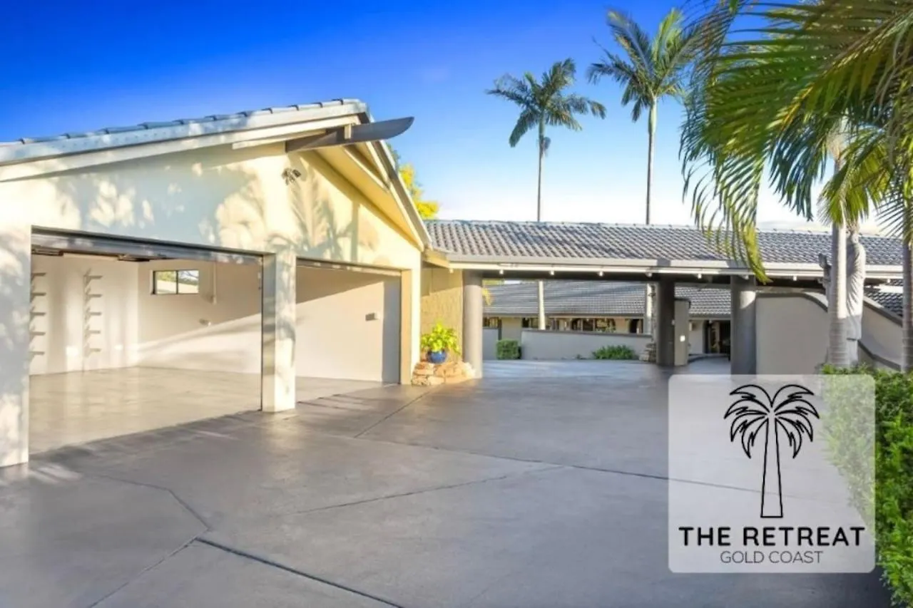 The Retreat Gold Coast Mansion Views Sleeps 25 Villa Tallai Holiday home