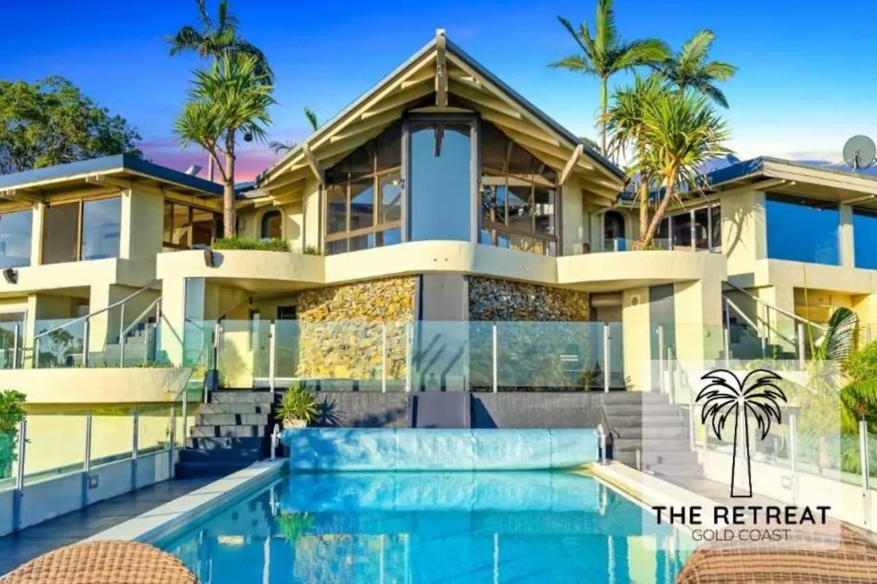 The Retreat Gold Coast Mansion Views Sleeps 25 Villa Tallai Australia